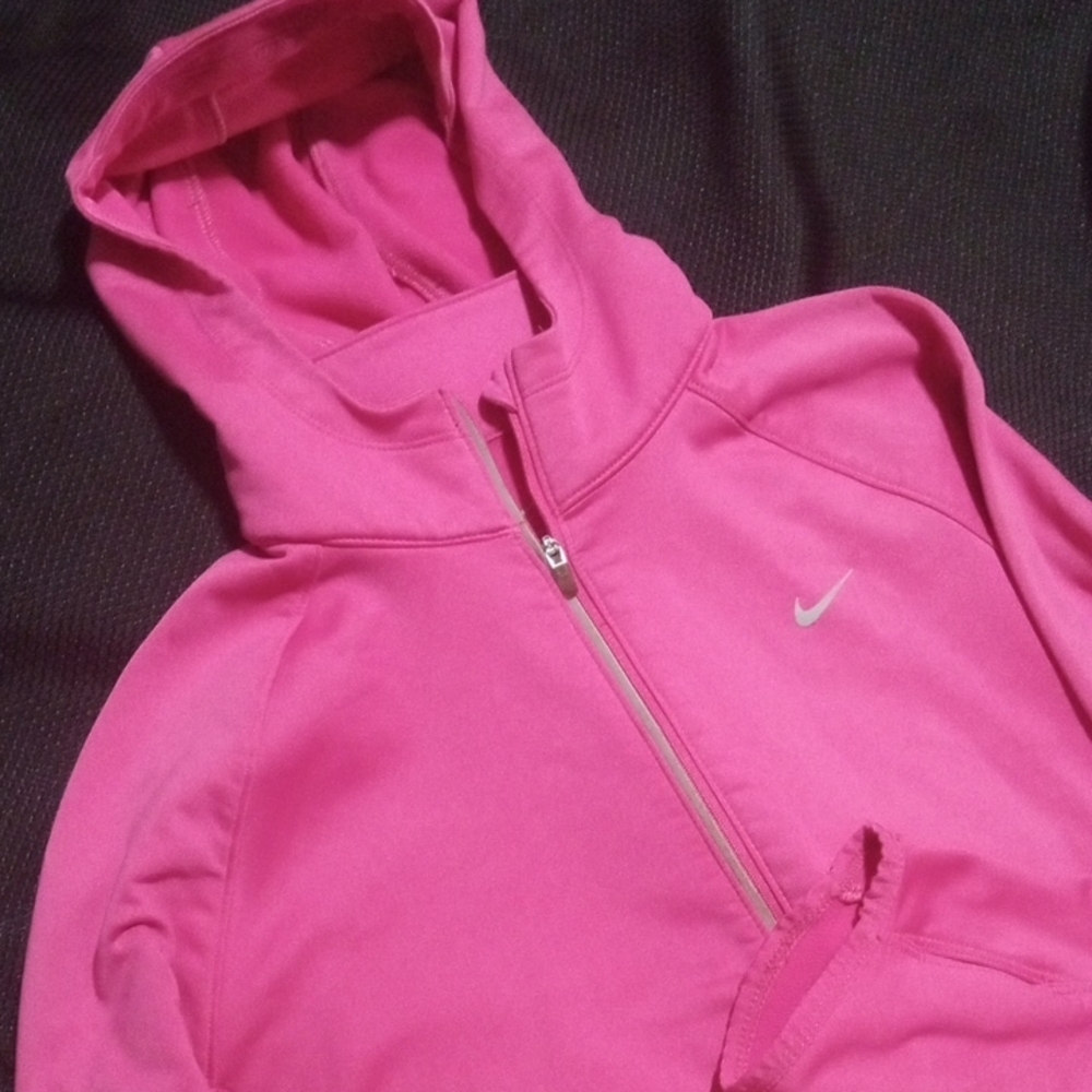 Jacket Thumb Holes, Zipper, & Hood In Size Medium By Nike ~ Pink & Reflective 🩷